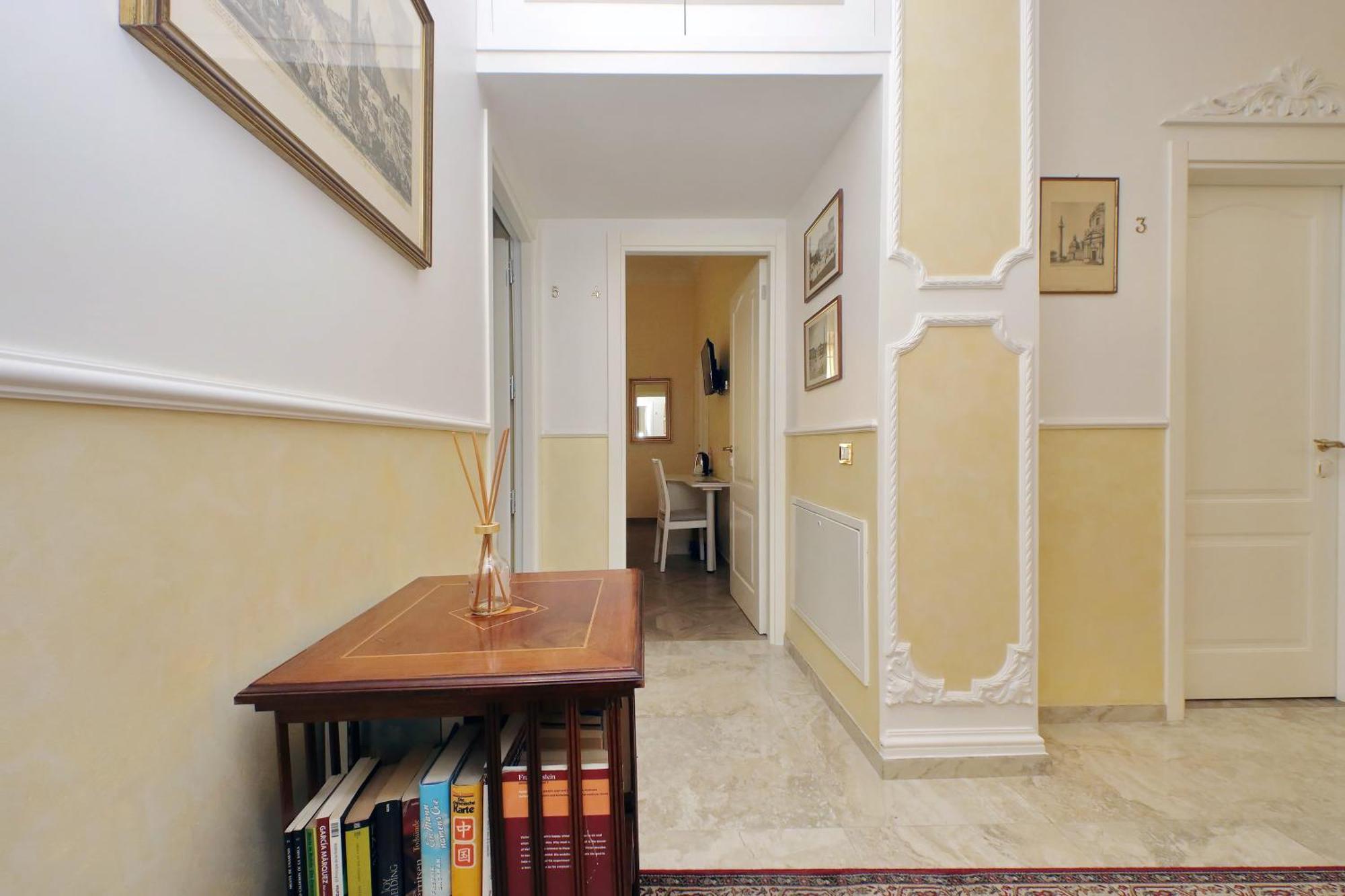 Fancy Guesthouse Vatican Рим Экстерьер фото
