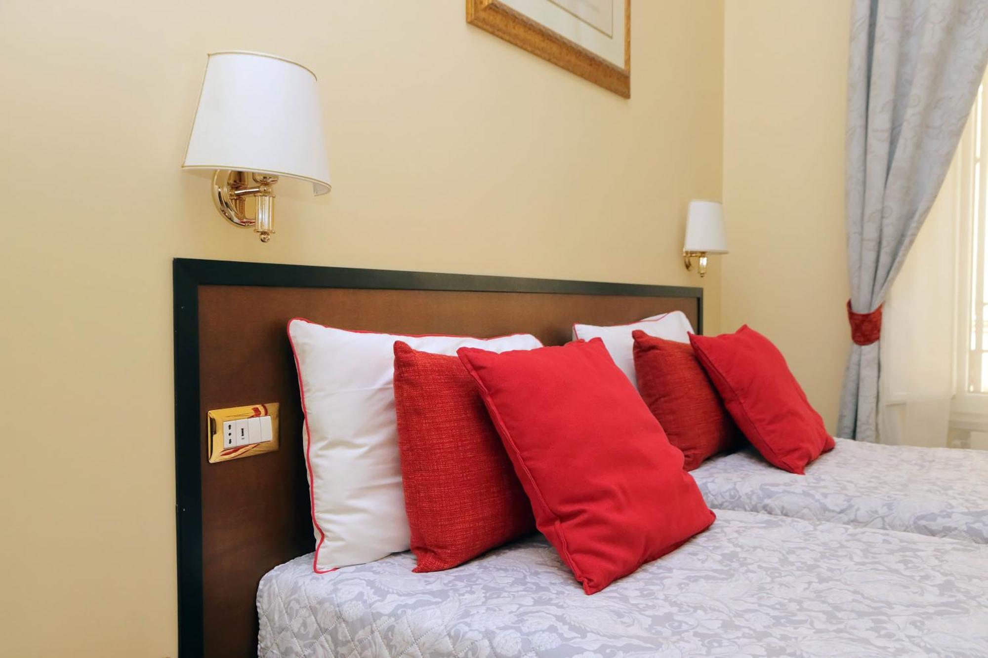 Fancy Guesthouse Vatican Рим Экстерьер фото